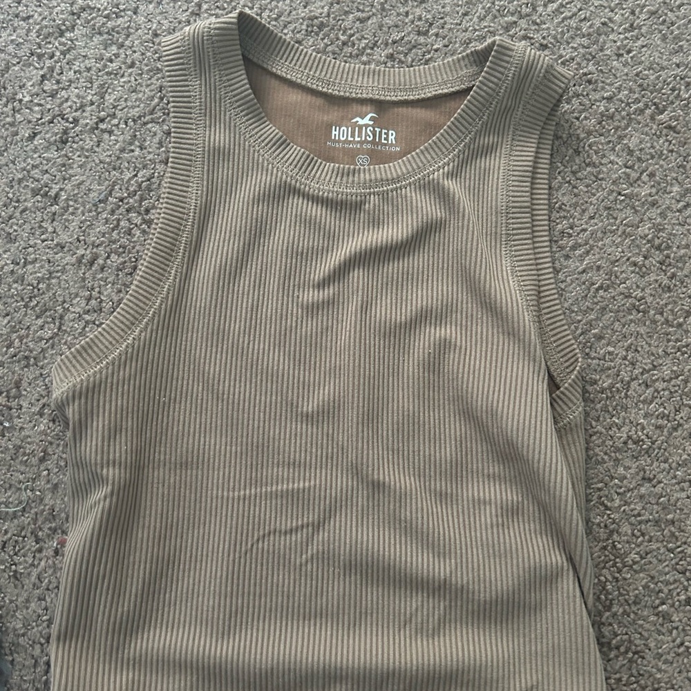 hollister tank top